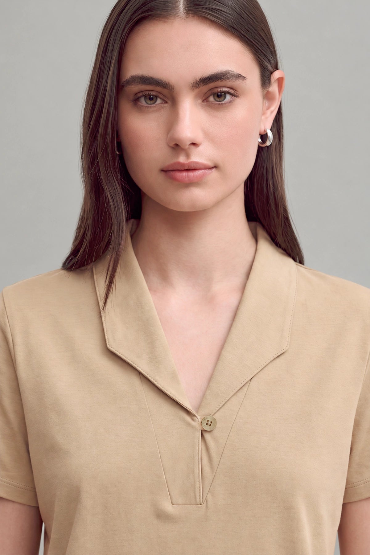 Coat Collar Tee / Camel Brown