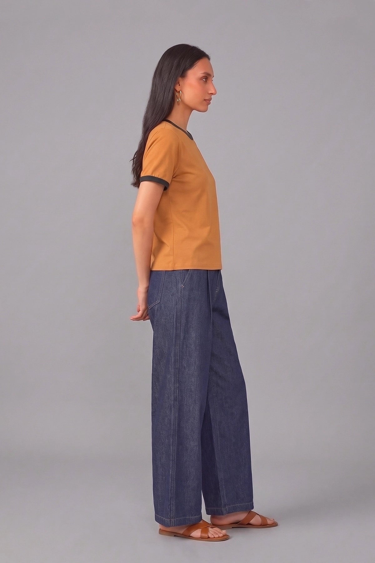 Women Contrast Ribbed Tee | Desert Sun