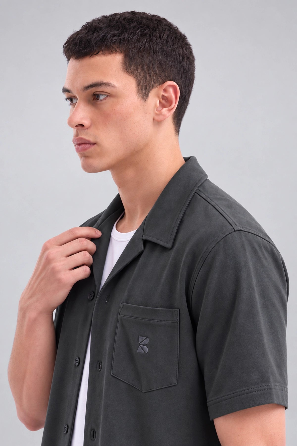Button Down Shirt / Grey