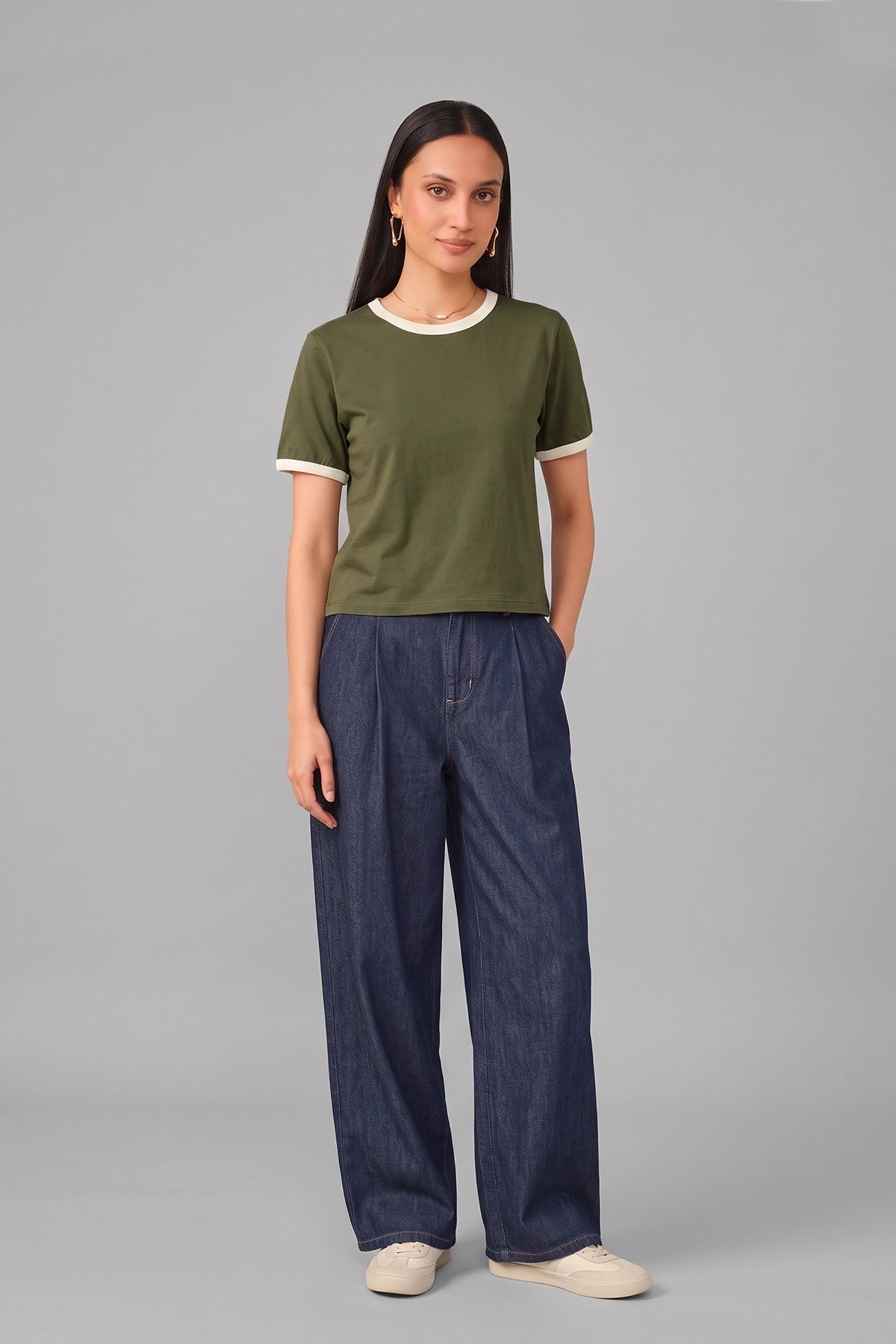 Women Contrast Ribbed Tee | Olive Green