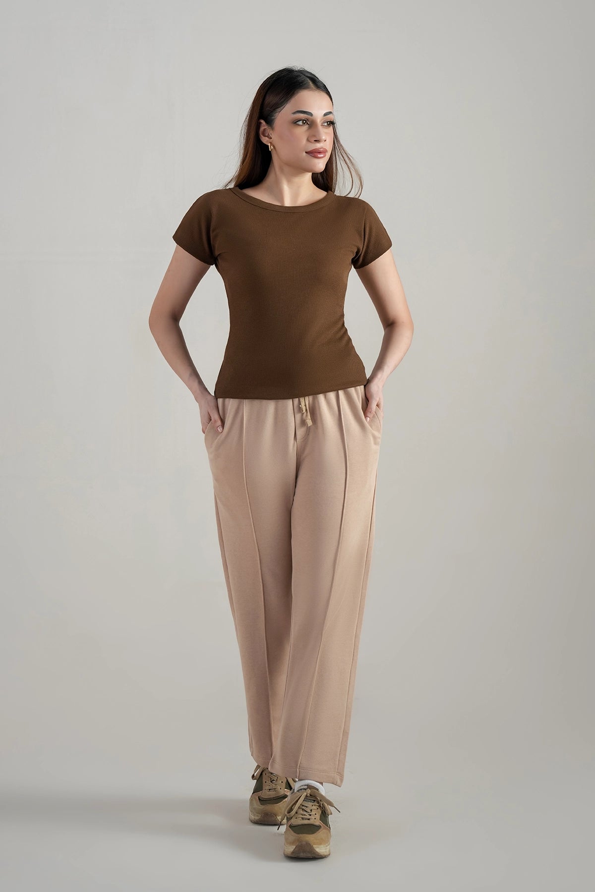 Cup Sleeve Tee / Dark Brown