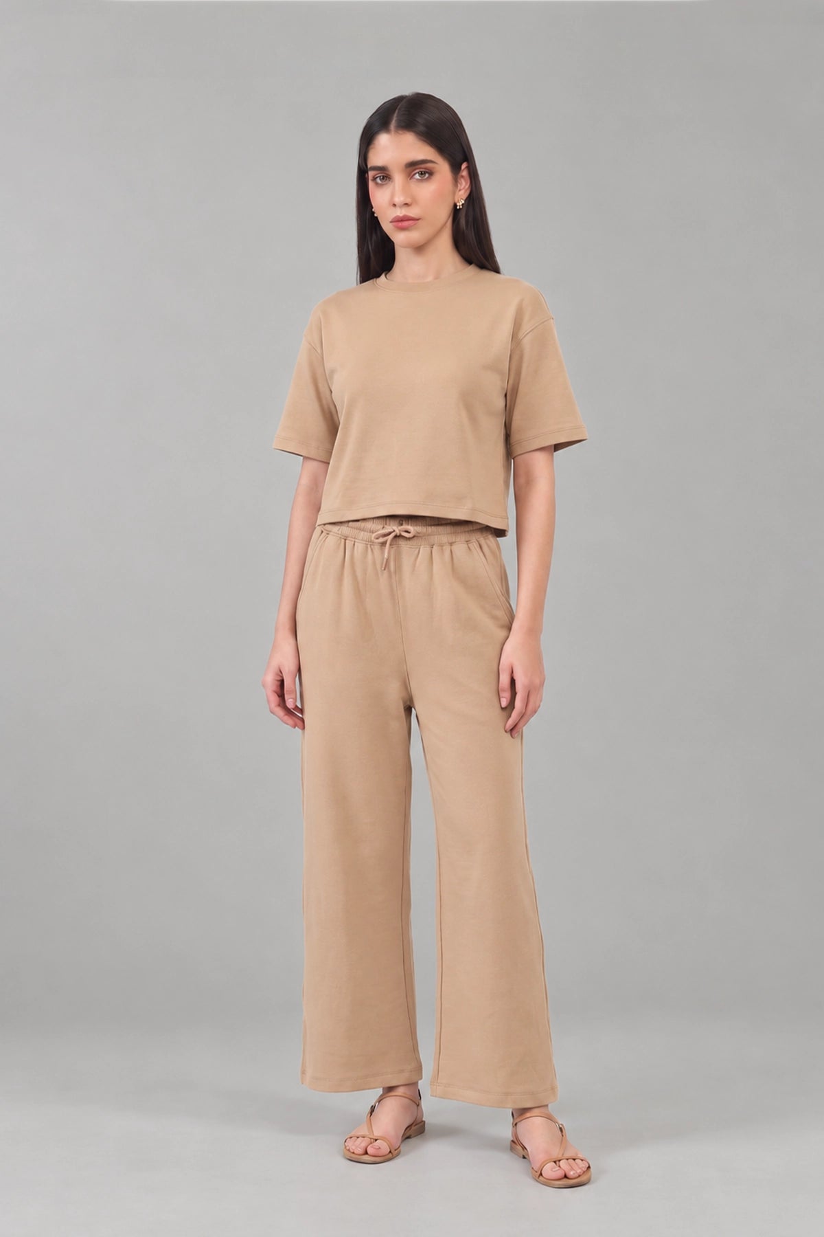 Relaxed Cropped Lounge Co-ord Set / Camel brown
