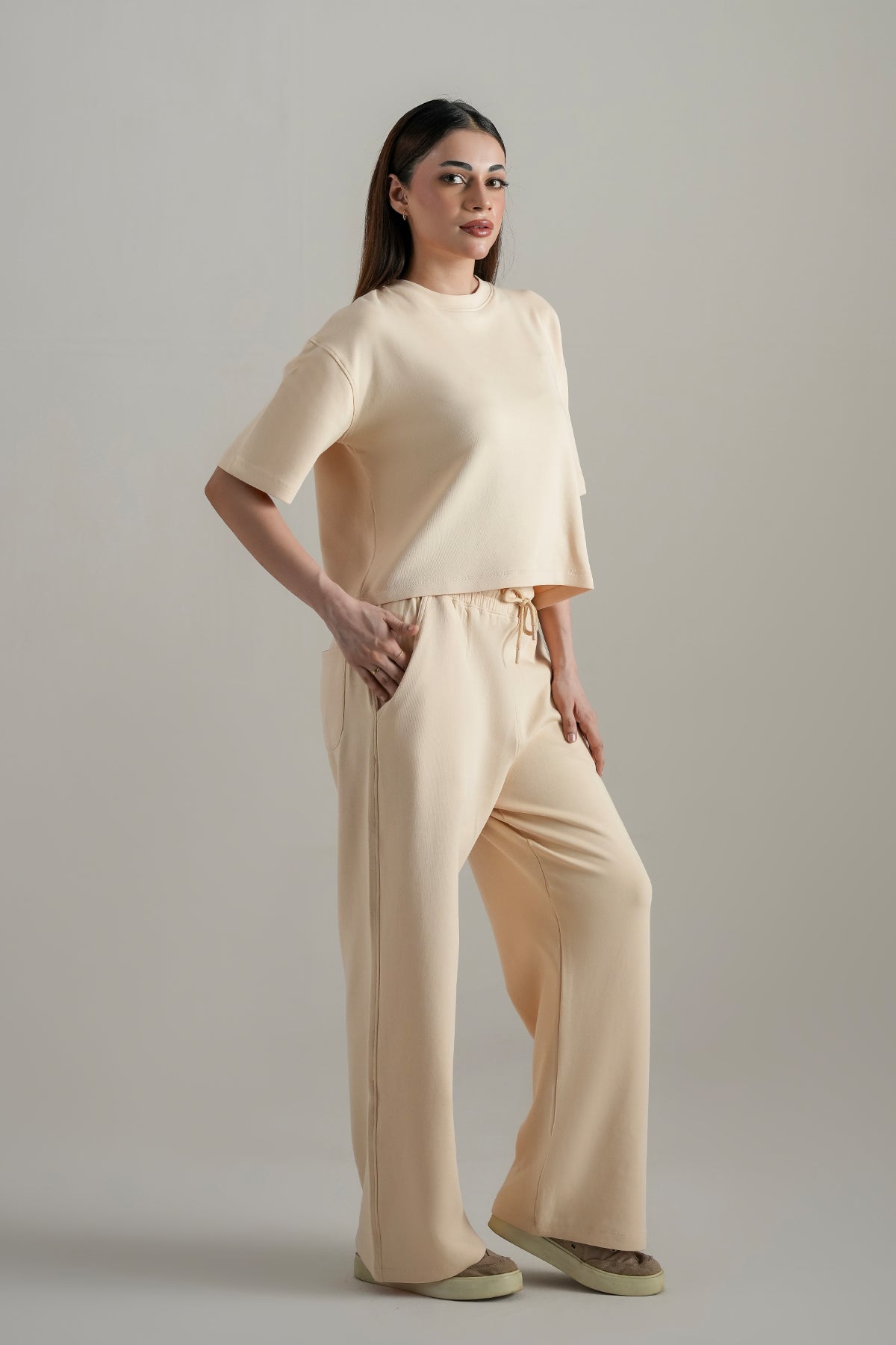 Relaxed Cropped Lounge Co-ord Set / Beige