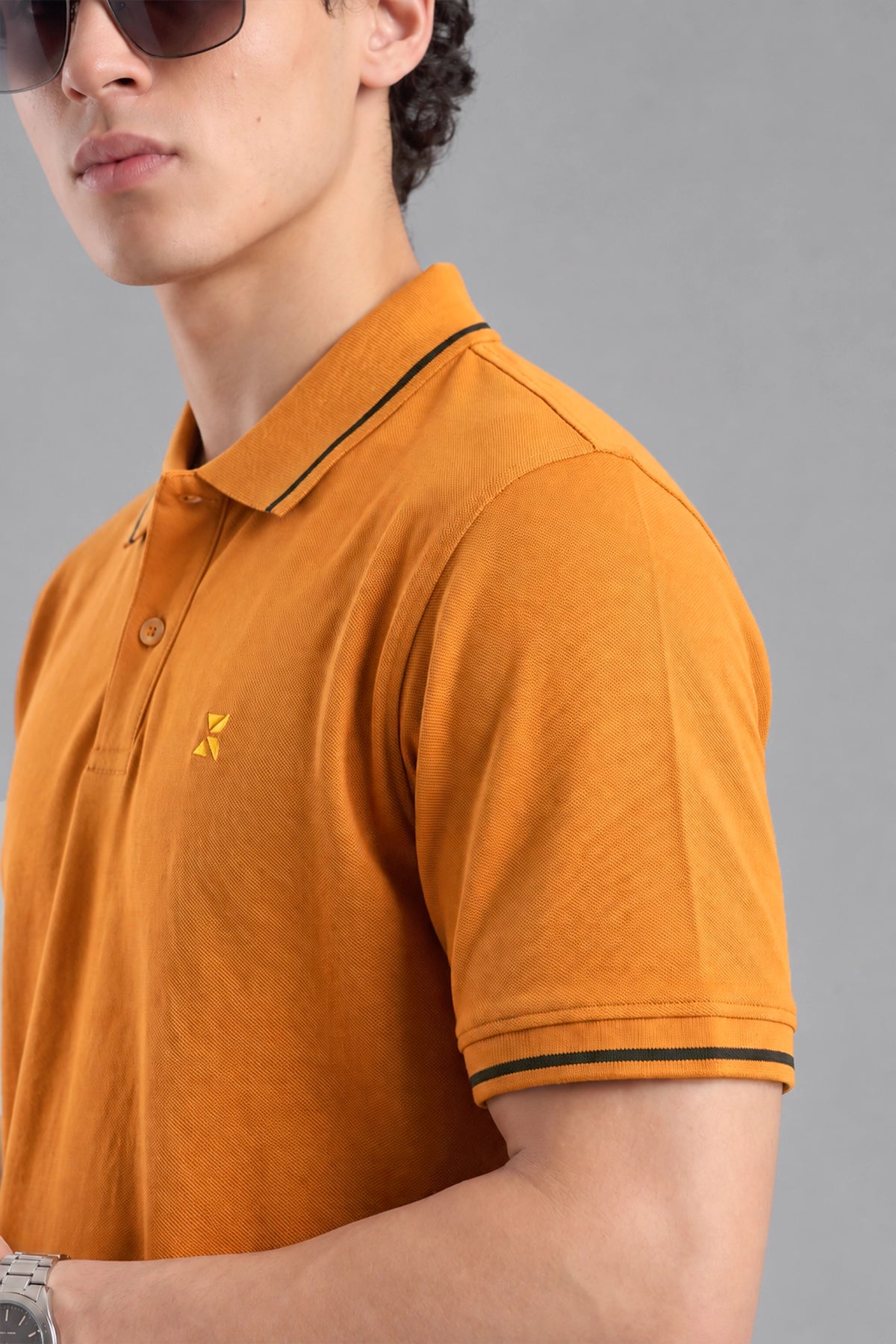 Contrast Edge Polo / Desert Sun